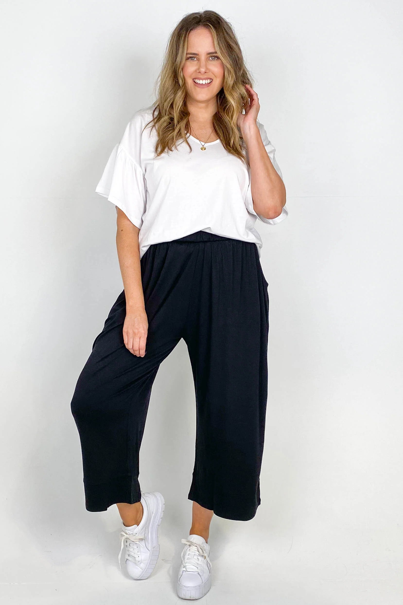 Betty Basic Bianca Pant